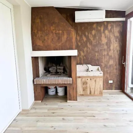 Apartment In With Pool - Next To Golf Club Lido di Jesolo
