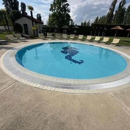In With Pool - Next To Golf Club * Lido di Jesolo