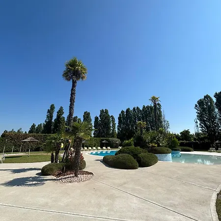 In With Pool - Next To Golf Club *